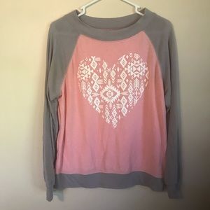 No Boundaries women’s shirt